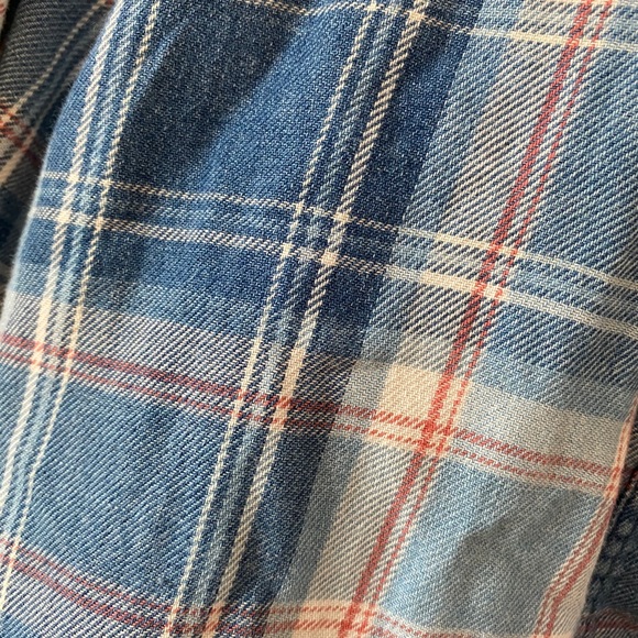 American Eagle Boyfriend Plaid Button Down - Picture 3 of 3